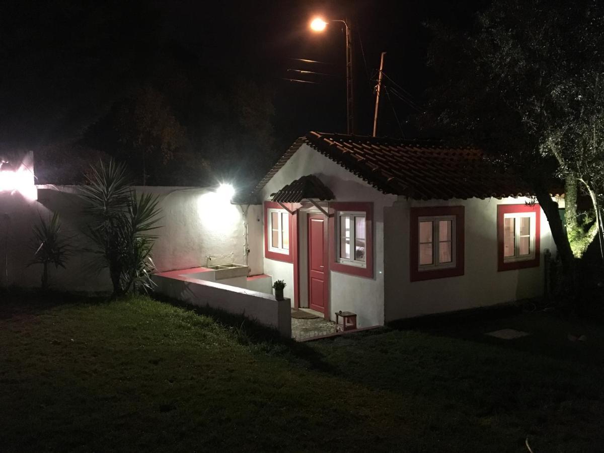 Lisbon Cozy House W/Garden And Pool Villa Valejas Luaran gambar