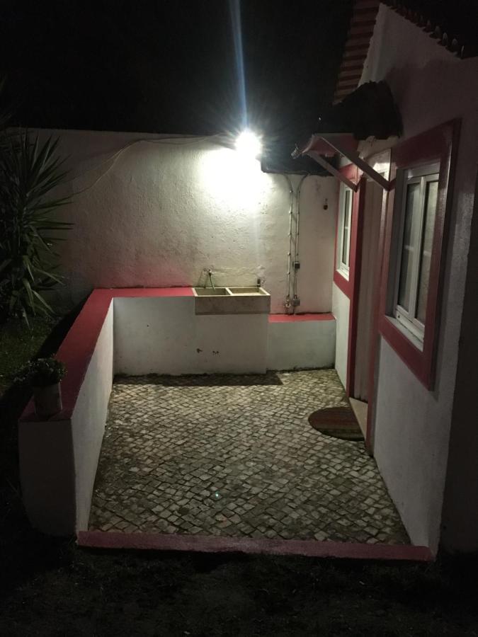 Lisbon Cozy House W/Garden And Pool Villa Valejas Luaran gambar